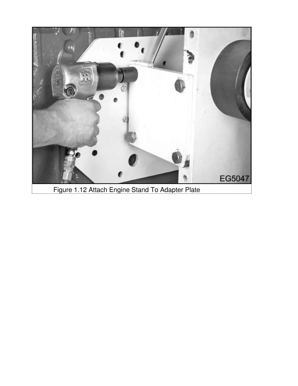 DT466 engine stand mounting — Section 1 engine service manual - page 3 is available after signing in